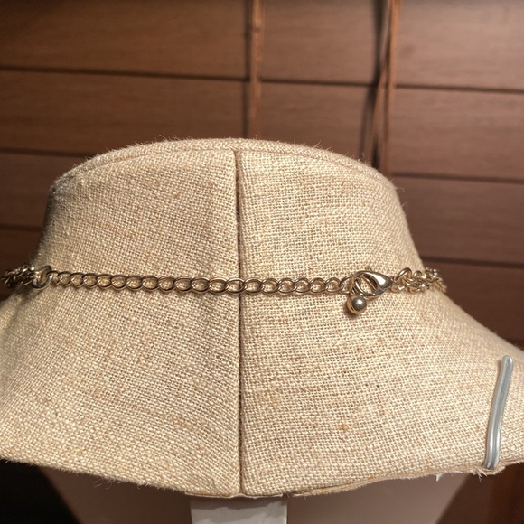 Vintage Dark Grey and Red Crystal necklace on double gold tone strands. - Picture 2 of 2